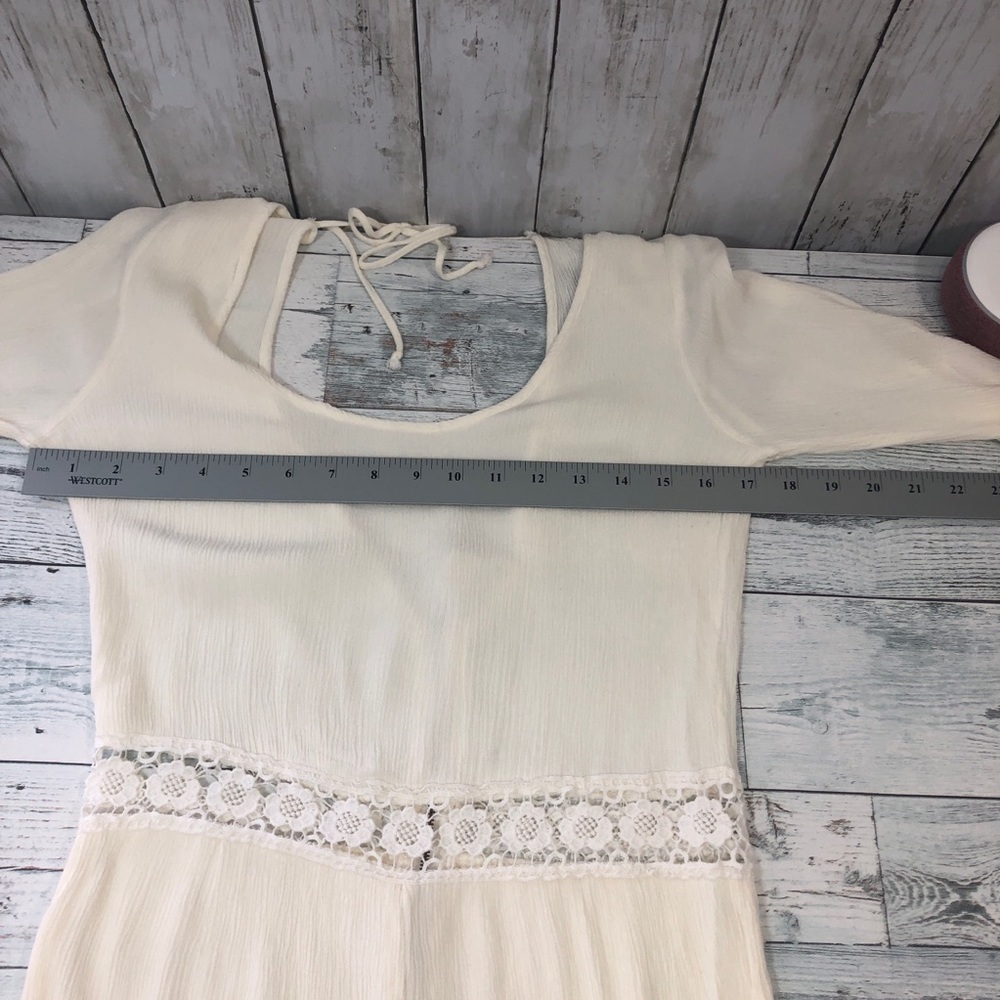 LA Hearts Ivory Crocheted Waist Open Back Romper Medium FINAL MARKDOWN! - Picture 10 of 14